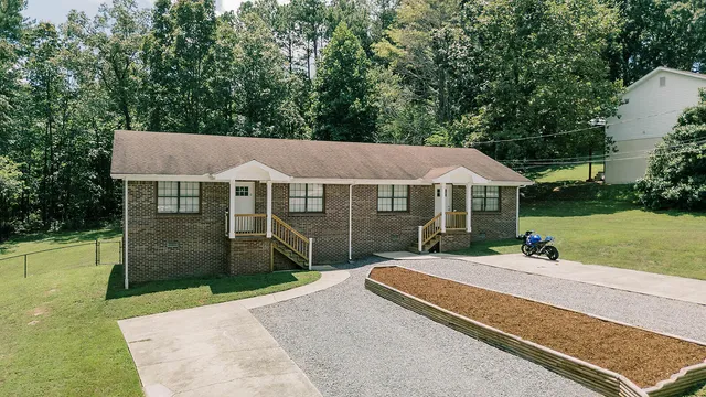 $305,000 | 117 Shadowrock Drive, Tunnel Hill, GA 30755