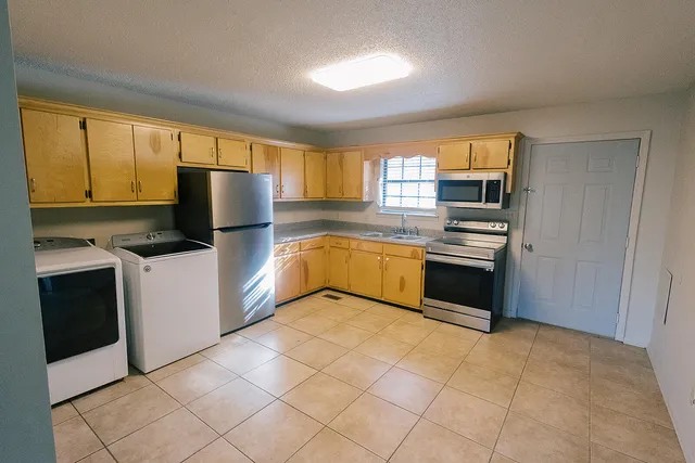 $305,000 | 117 Shadowrock Drive, Tunnel Hill, GA 30755