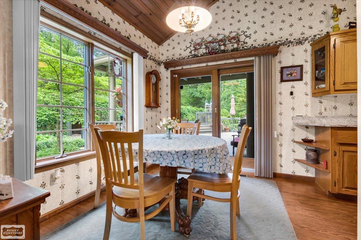 3171 Abbottsford Road North Street, MI 48049 - Photo 8 of 60