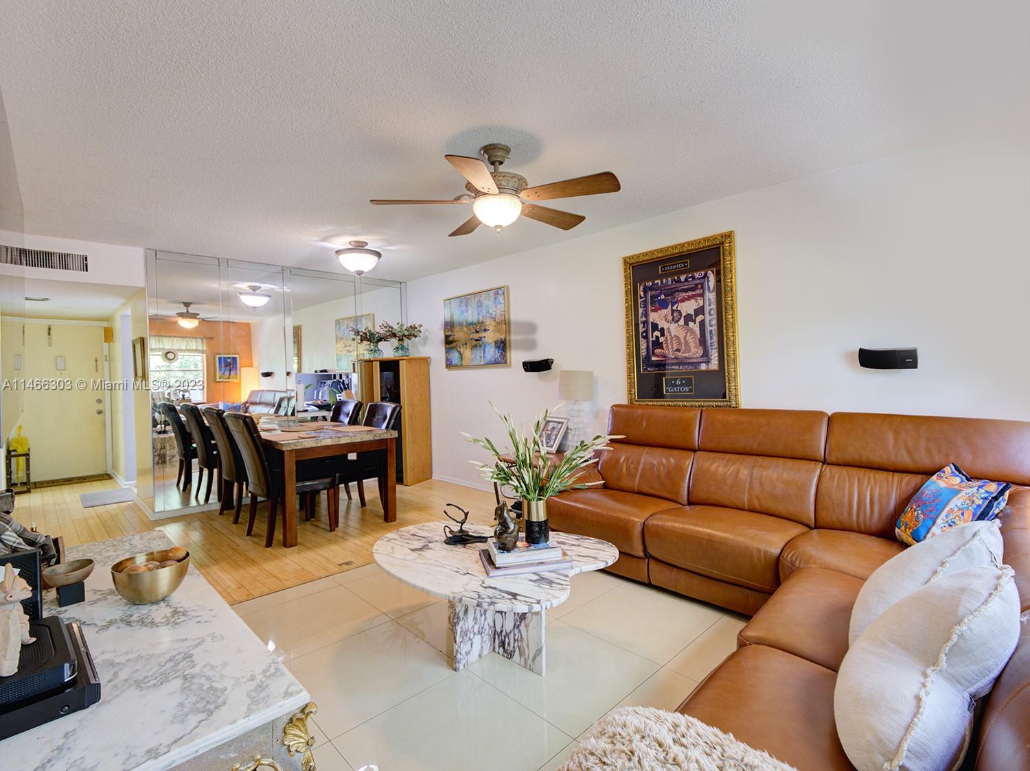 301 Cambridge Road, Unit 305 Hollywood, FL 33024 - Photo 12 of 45 Gallery Image 12