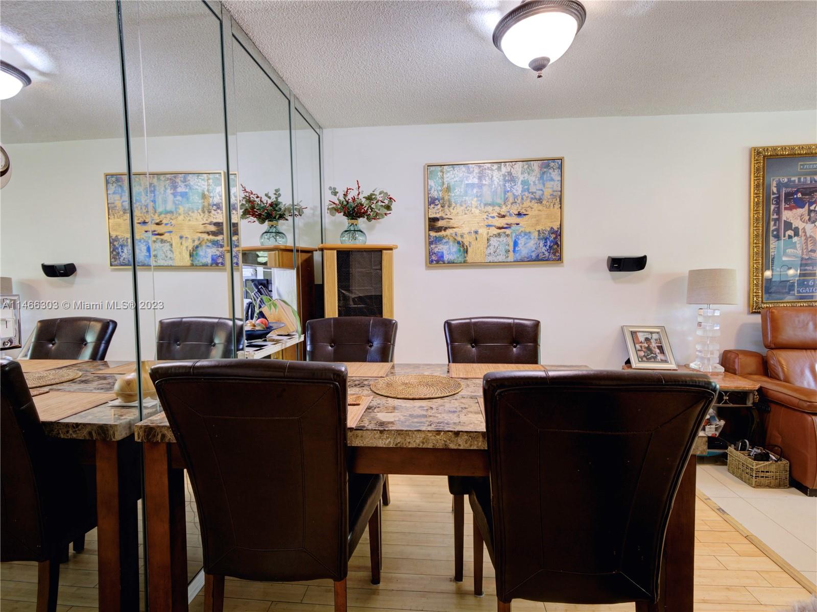 301 Cambridge Road, Unit 305 Hollywood, FL 33024 - Photo 18 of 45 Gallery Image 18
