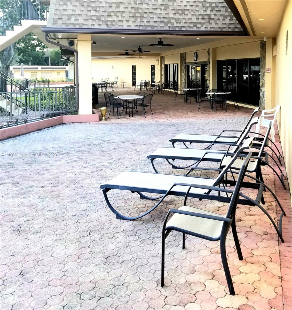 301 Cambridge Road, Unit 305 Hollywood, FL 33024 - Photo 34 of 45 Gallery Image 34