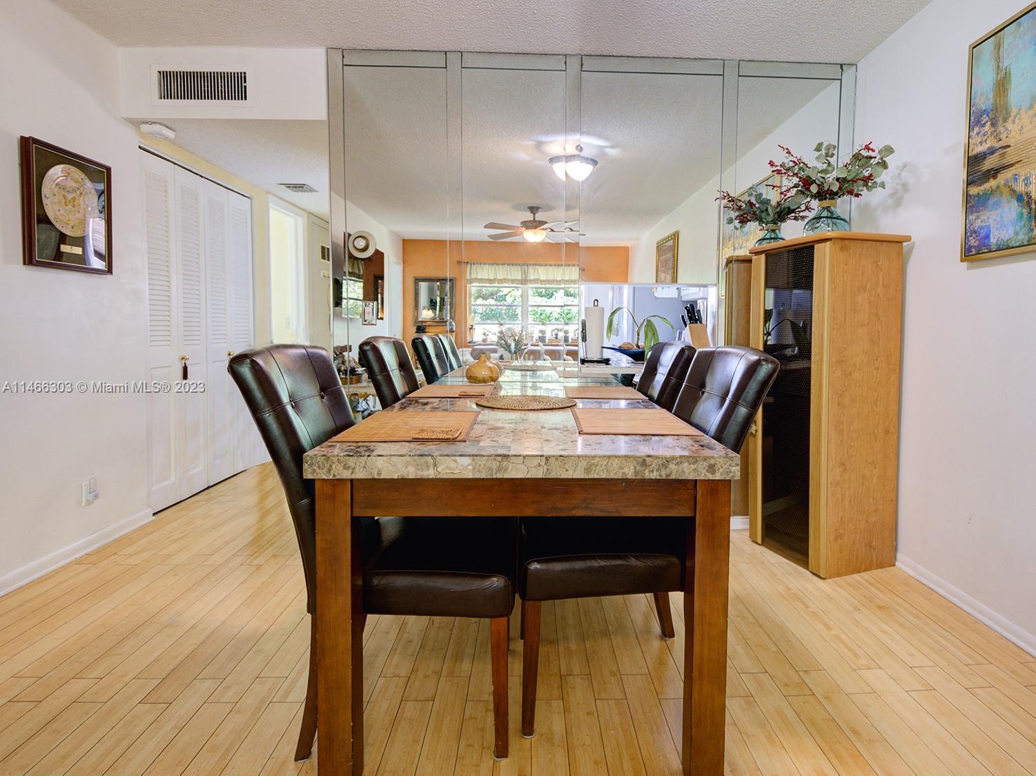 301 Cambridge Road, Unit 305 Hollywood, FL 33024 - Photo 5 of 45 Gallery Image 5