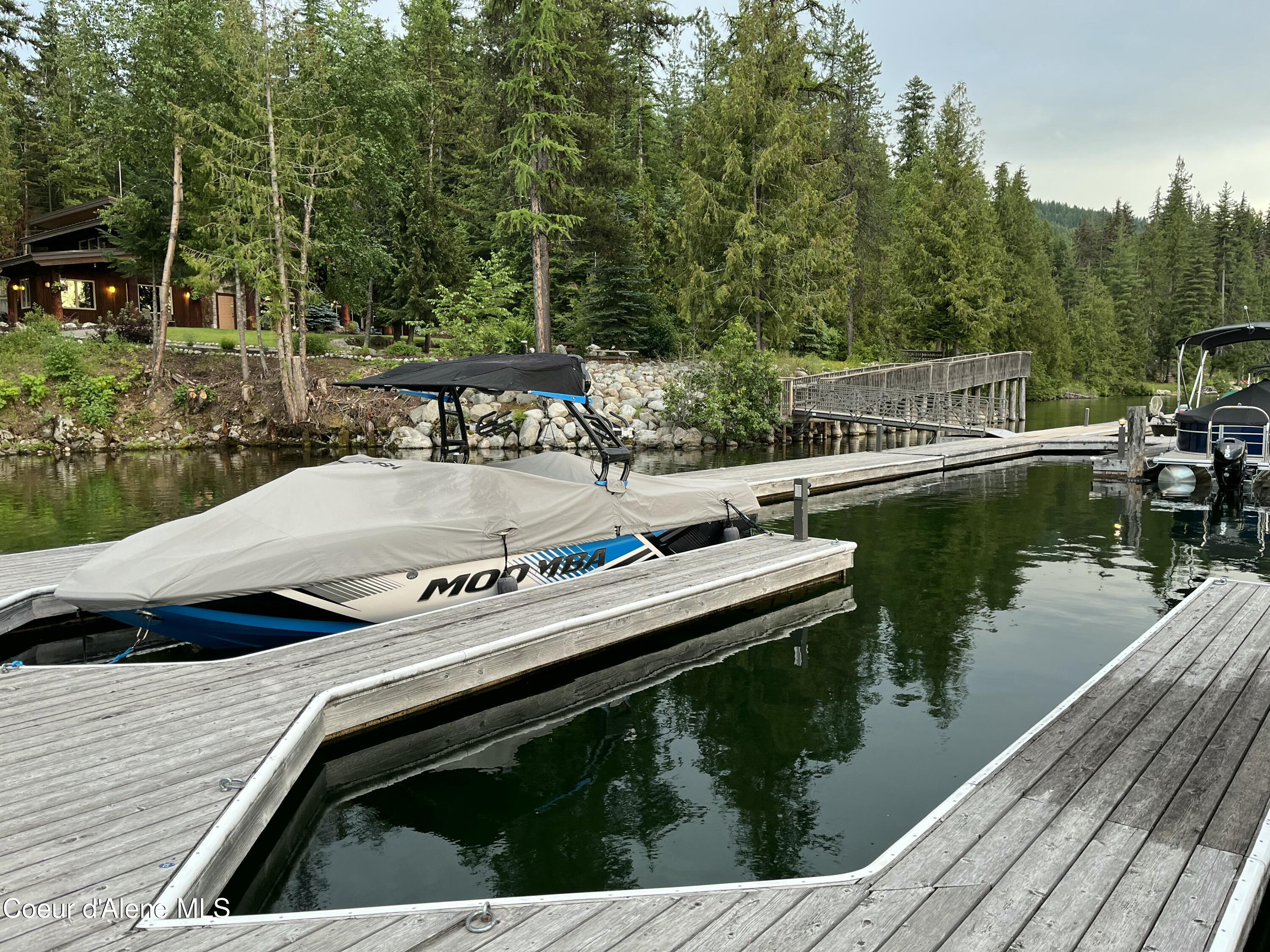 20-acres Canoe Pt Road Coolin, ID 83821 - Photo 15 of 34 Boat Slip