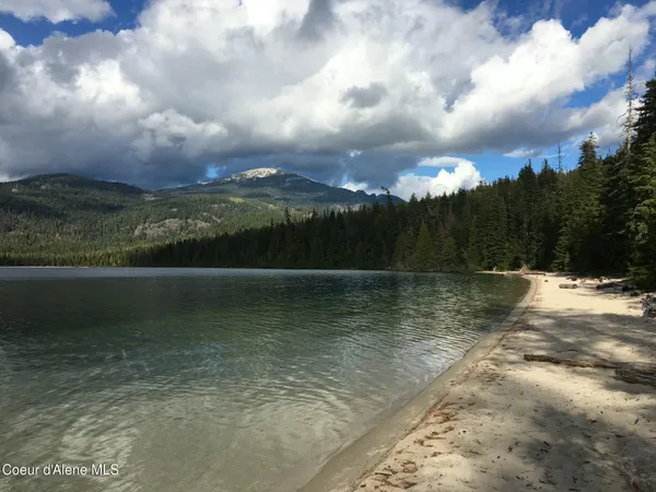 $747,000 | 20-acres Canoe Pt Road, Coolin, ID 83821