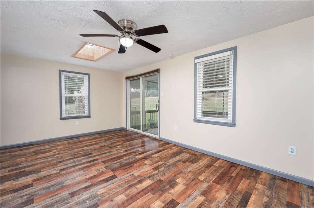 244 Overbrook Road Valencia, PA 16059 - Photo 14 of 30 Gallery Image 14