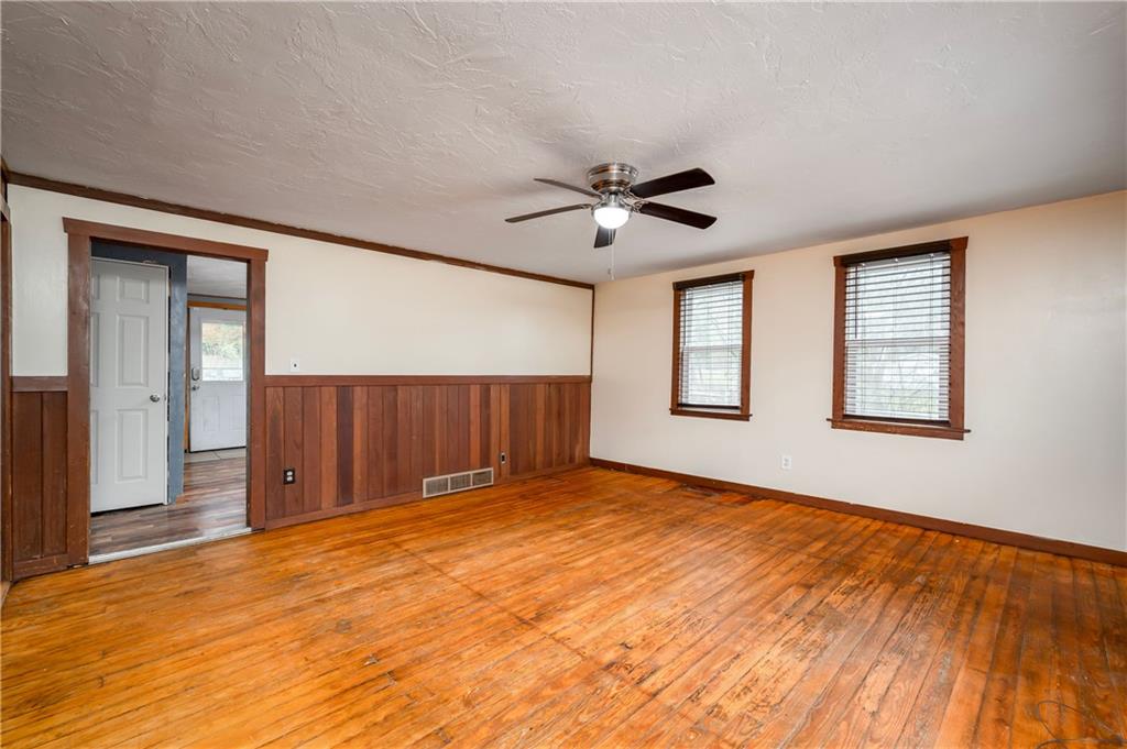 244 Overbrook Road Valencia, PA 16059 - Photo 6 of 30 Gallery Image 6