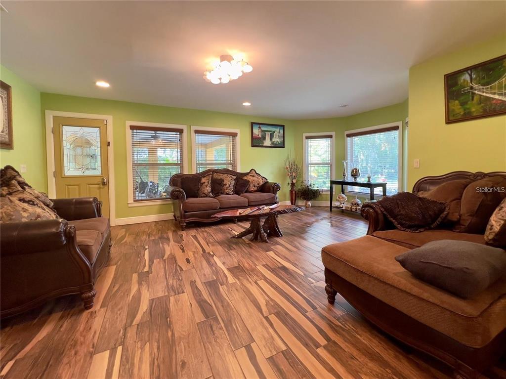 3900 Reaves Road Kissimmee, FL 34746 - Photo 7 of 58