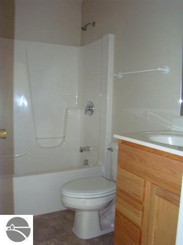 7257 East Hoxie Road Cedar, MI 49621 - Photo 8 of 15 1727249-7.JPG