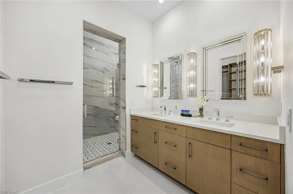 $4,790,000 | 455 Palermo Circle, Fort Myers Beach, FL 33931