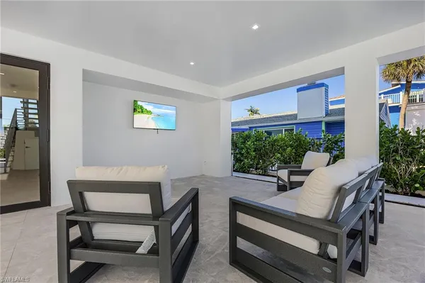 $4,790,000 | 455 Palermo Circle, Fort Myers Beach, FL 33931