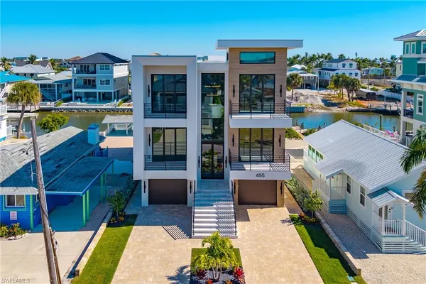 $4,790,000 | 455 Palermo Circle, Fort Myers Beach, FL 33931