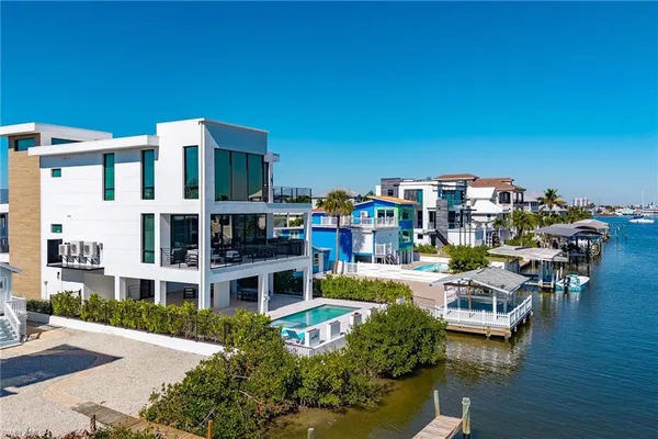 $4,790,000 | 455 Palermo Circle, Fort Myers Beach, FL 33931