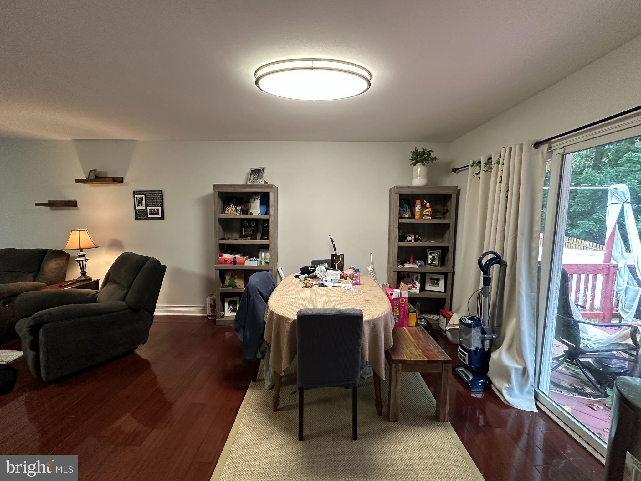 637 Charette Road Philadelphia, PA 19115 - Photo 8 of 21