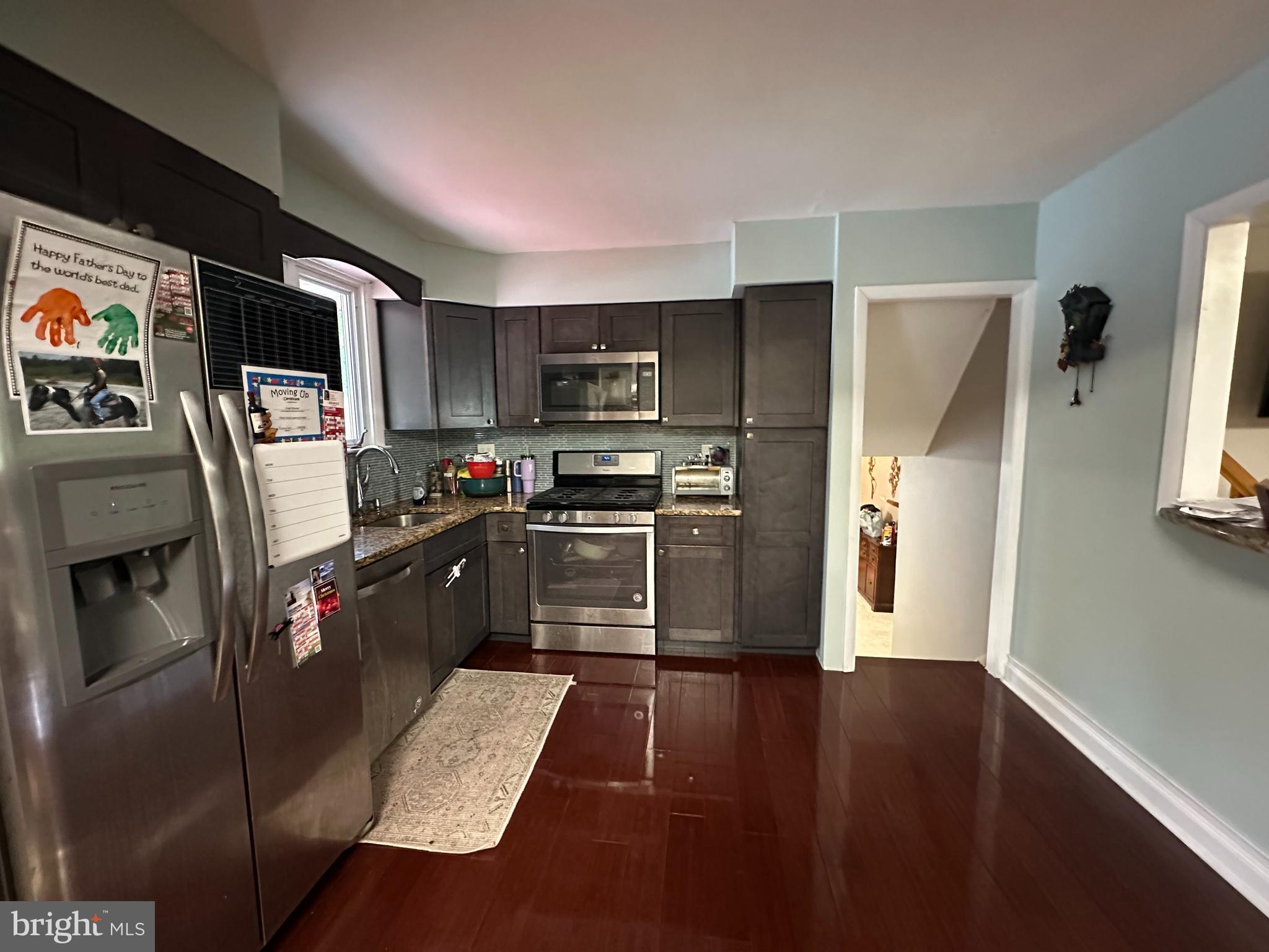 637 Charette Road Philadelphia, PA 19115 - Photo 9 of 21