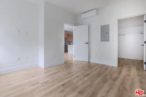 $2,650 | 5657 Virginia Avenue, Unit 202, Los Angeles, CA 90038