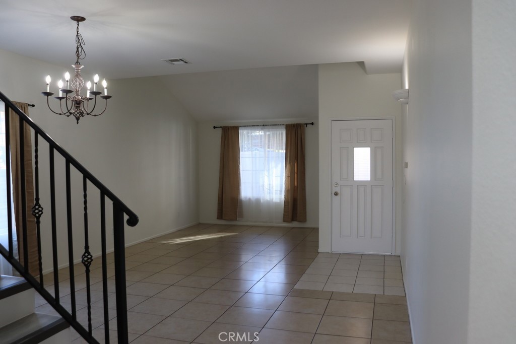 16731 Parthenia Street, Unit 3 Northridge, CA 91343 - Photo 16 of 37