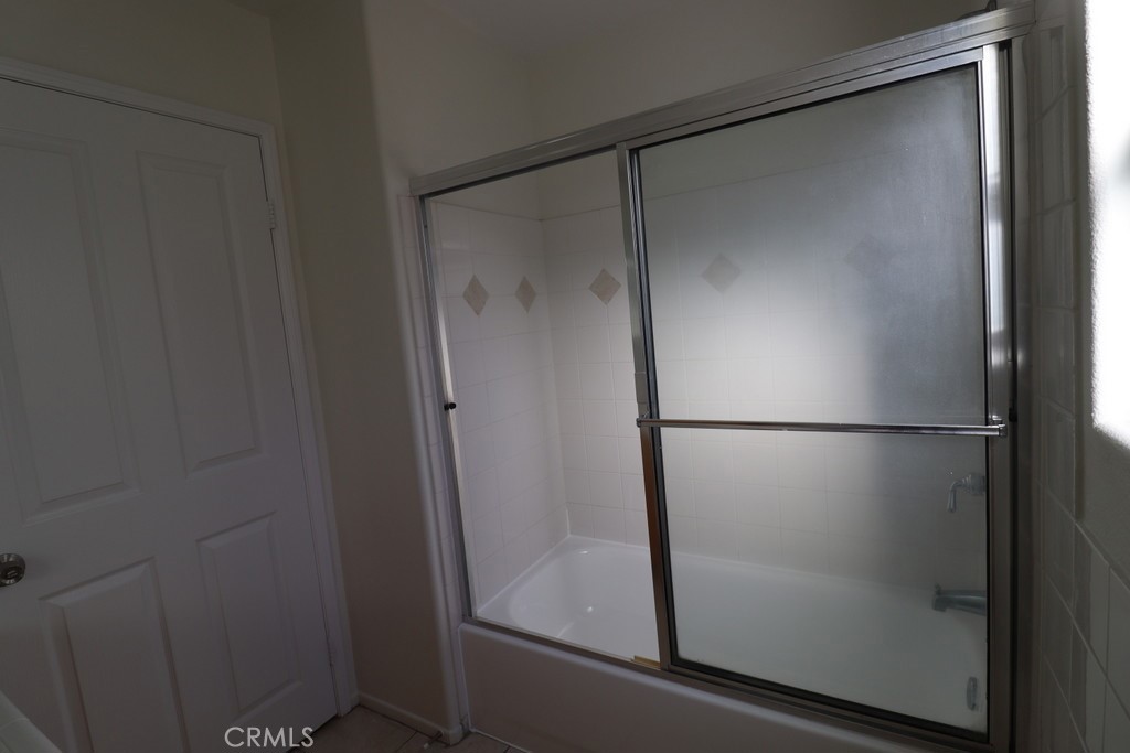 16731 Parthenia Street, Unit 3 Northridge, CA 91343 - Photo 35 of 37