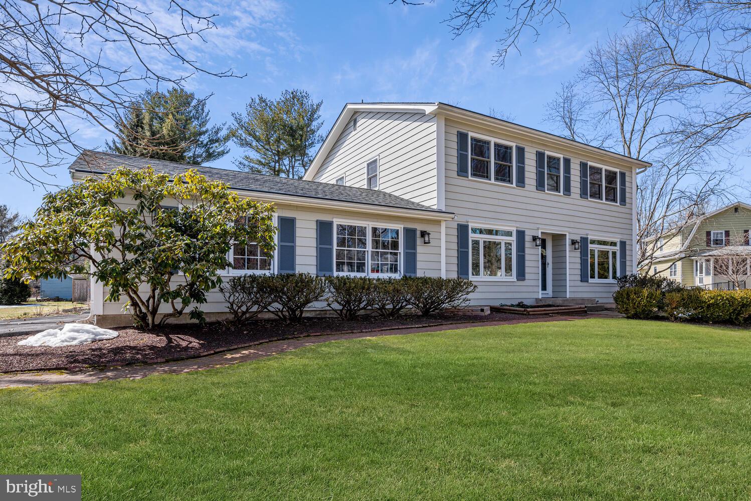 28 Fieldston Road Princeton Junction, NJ 08550 - Photo 3 of 35
