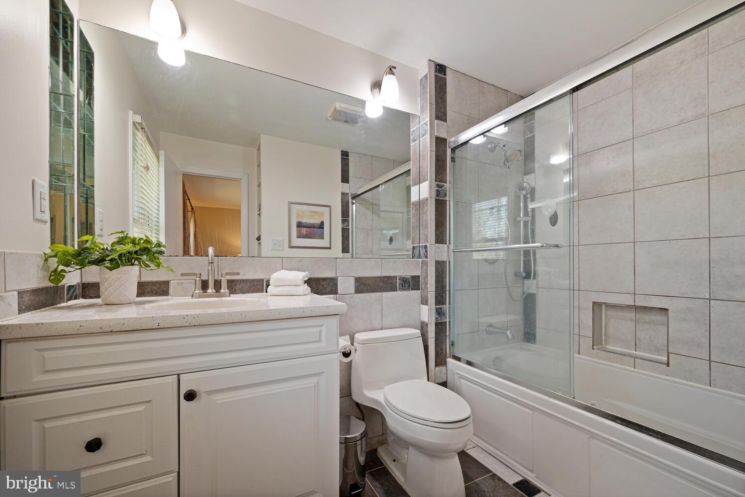28 Fieldston Road Princeton Junction, NJ 08550 - Photo 23 of 35
