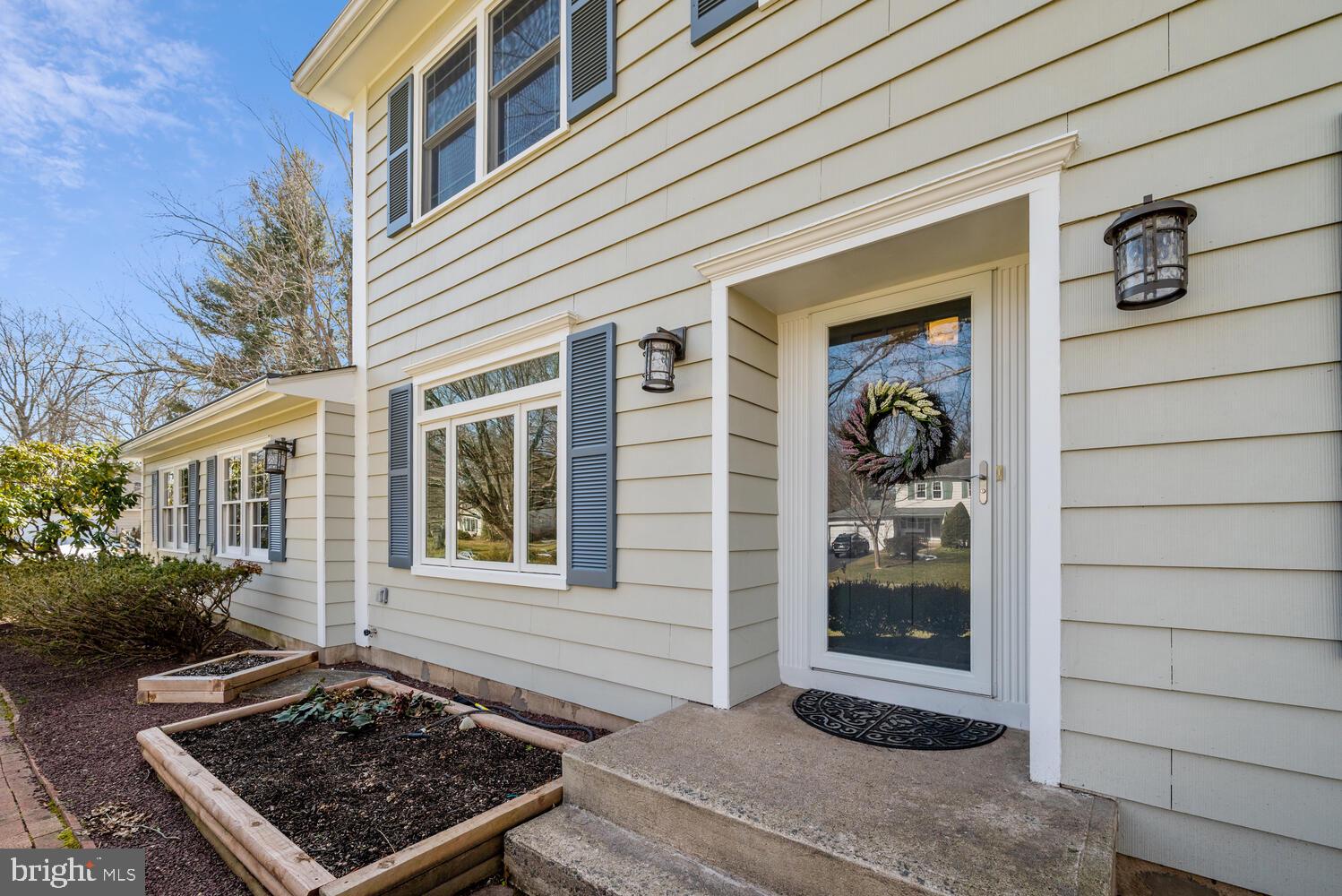 28 Fieldston Road Princeton Junction, NJ 08550 - Photo 4 of 35
