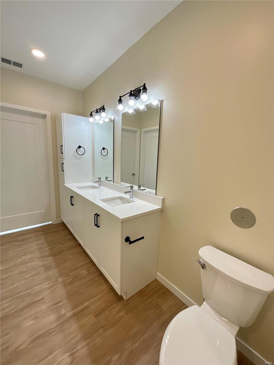 6190 Bennett Drive, Unit 211 Edwardsville, IL 62025 - Photo 9 of 17