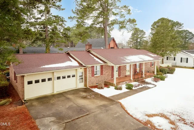 $285,000 | 115 Strickland Drive, Smithfield, NC 27577