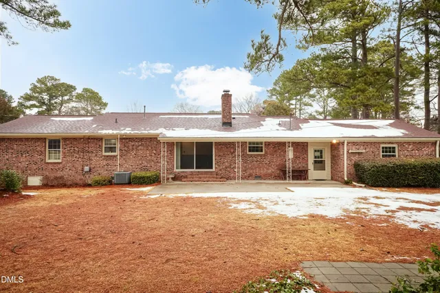 $285,000 | 115 Strickland Drive, Smithfield, NC 27577