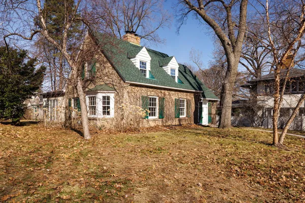 $999,000 | 2740 Thomas Avenue South, Minneapolis, MN 55416