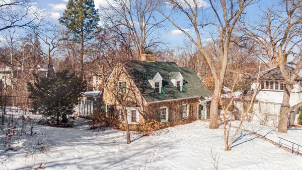 $999,000 | 2740 Thomas Avenue South, Minneapolis, MN 55416