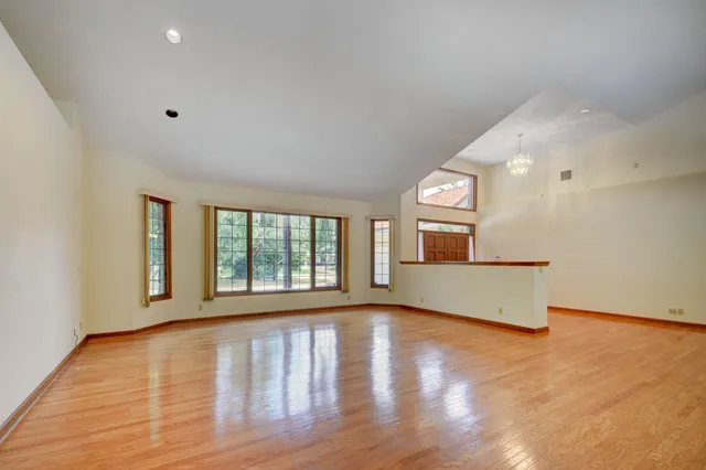 $6,000 | 9033 Winding Woods Drive, Lake Worth, FL 33467