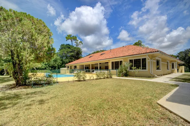 $6,000 | 9033 Winding Woods Drive, Lake Worth, FL 33467