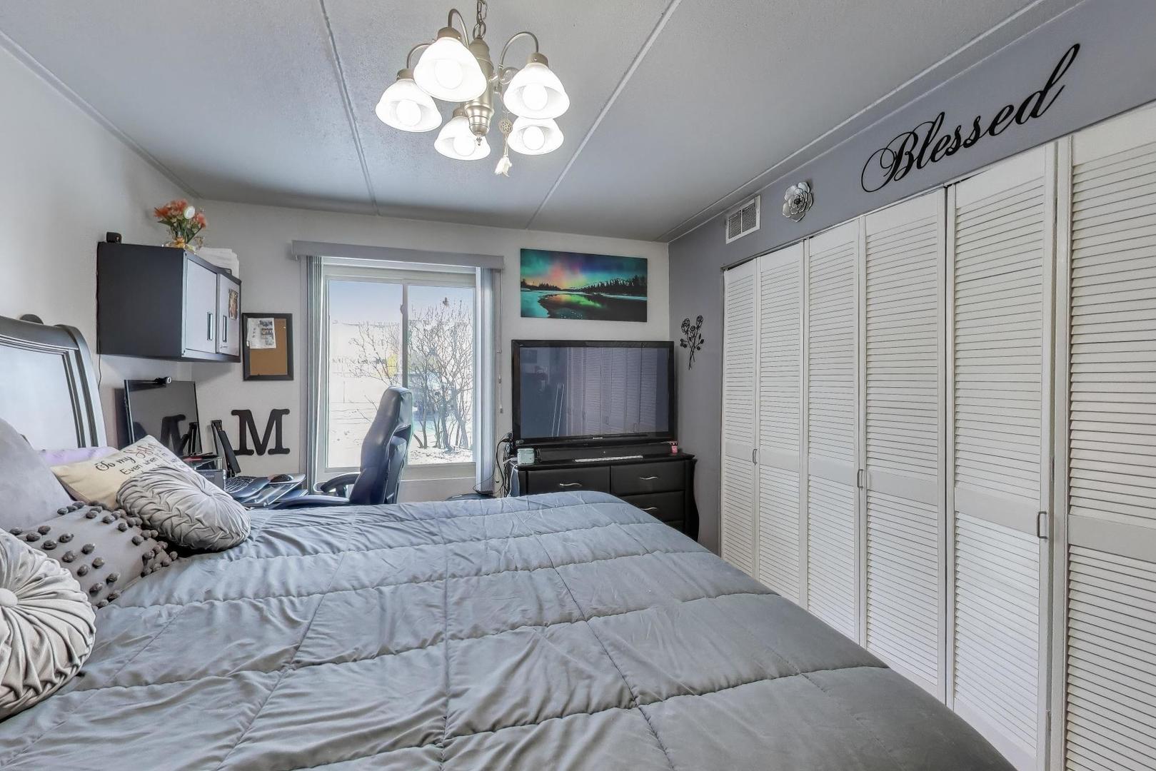 841 North York Street, Unit 109 Elmhurst, IL 60126 - Photo 12 of 34