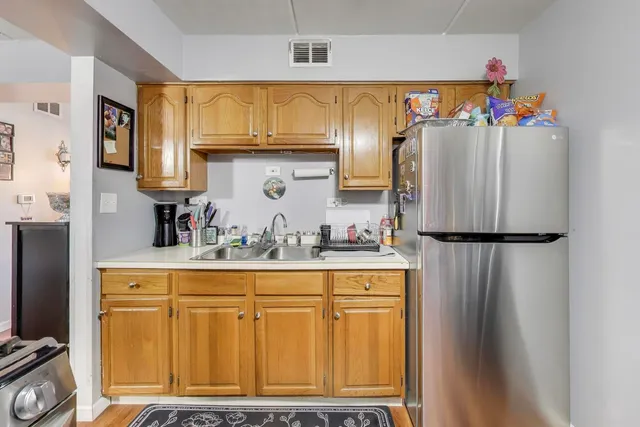 $175,000 | 841 North York Street, Unit 109, Elmhurst, IL 60126