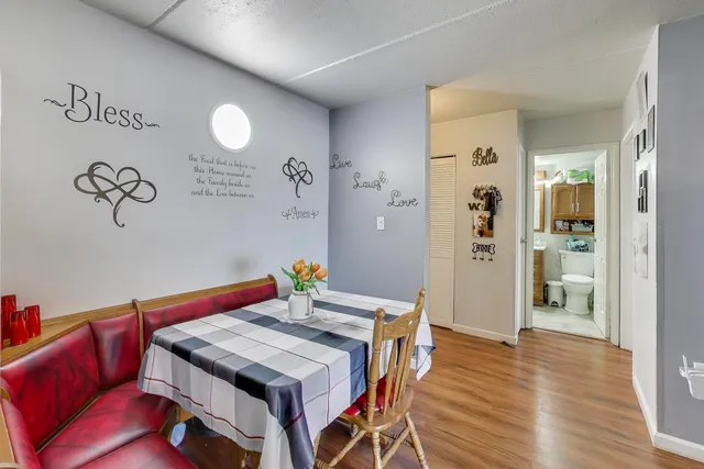 $175,000 | 841 North York Street, Unit 109, Elmhurst, IL 60126