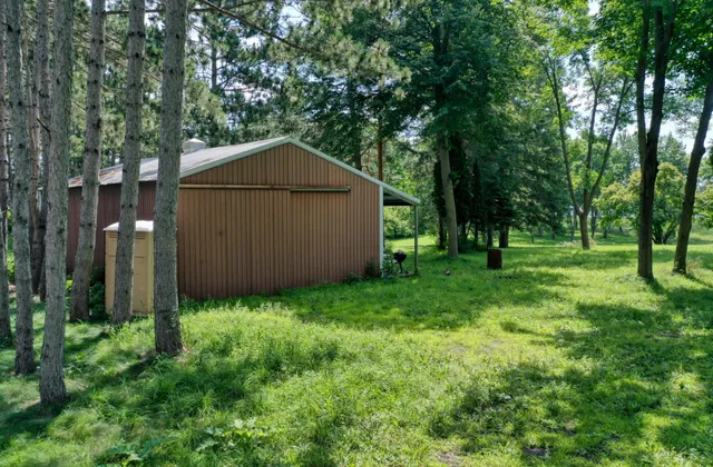 $349,900 | 15055 Little Lake Road, Center City, MN 55012