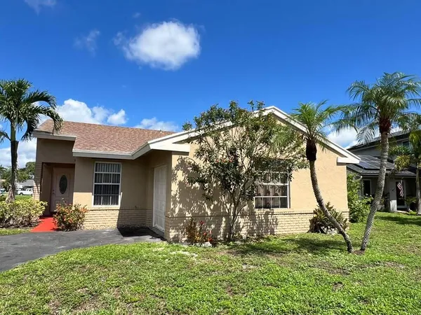 $3,500 | 13761 Newport Manor, Davie, FL 33325