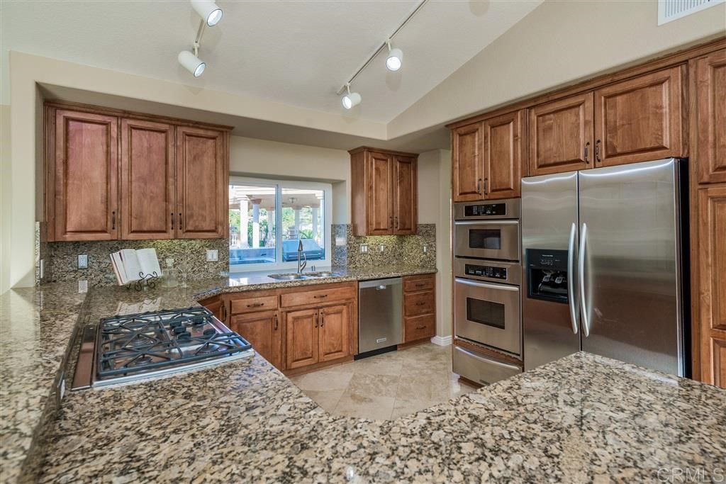 1946 Avocado Ranch Road El Cajon, CA 92019 - Photo 17 of 25