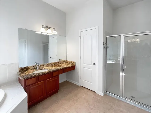 $448,000 | 2046 Heartland Circle, Valrico, FL 33594