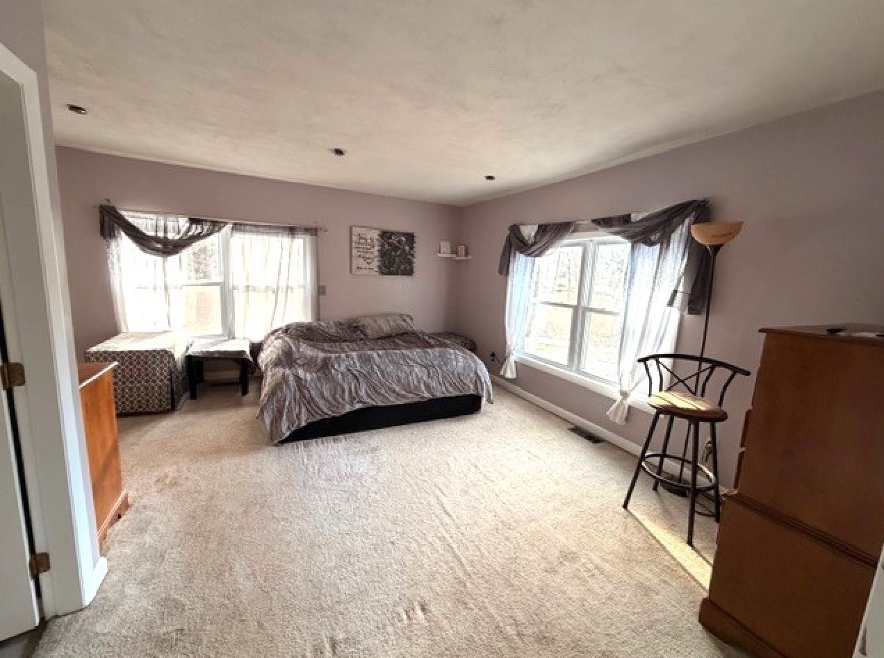 41 North Main Street Plaistow, NH 03865 - Photo 14 of 26