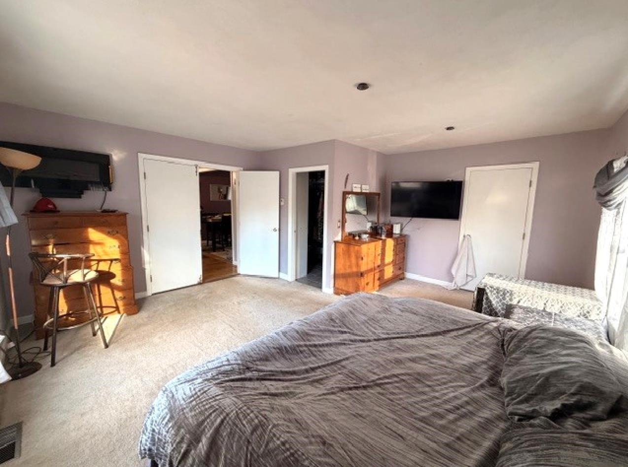 41 North Main Street Plaistow, NH 03865 - Photo 16 of 26