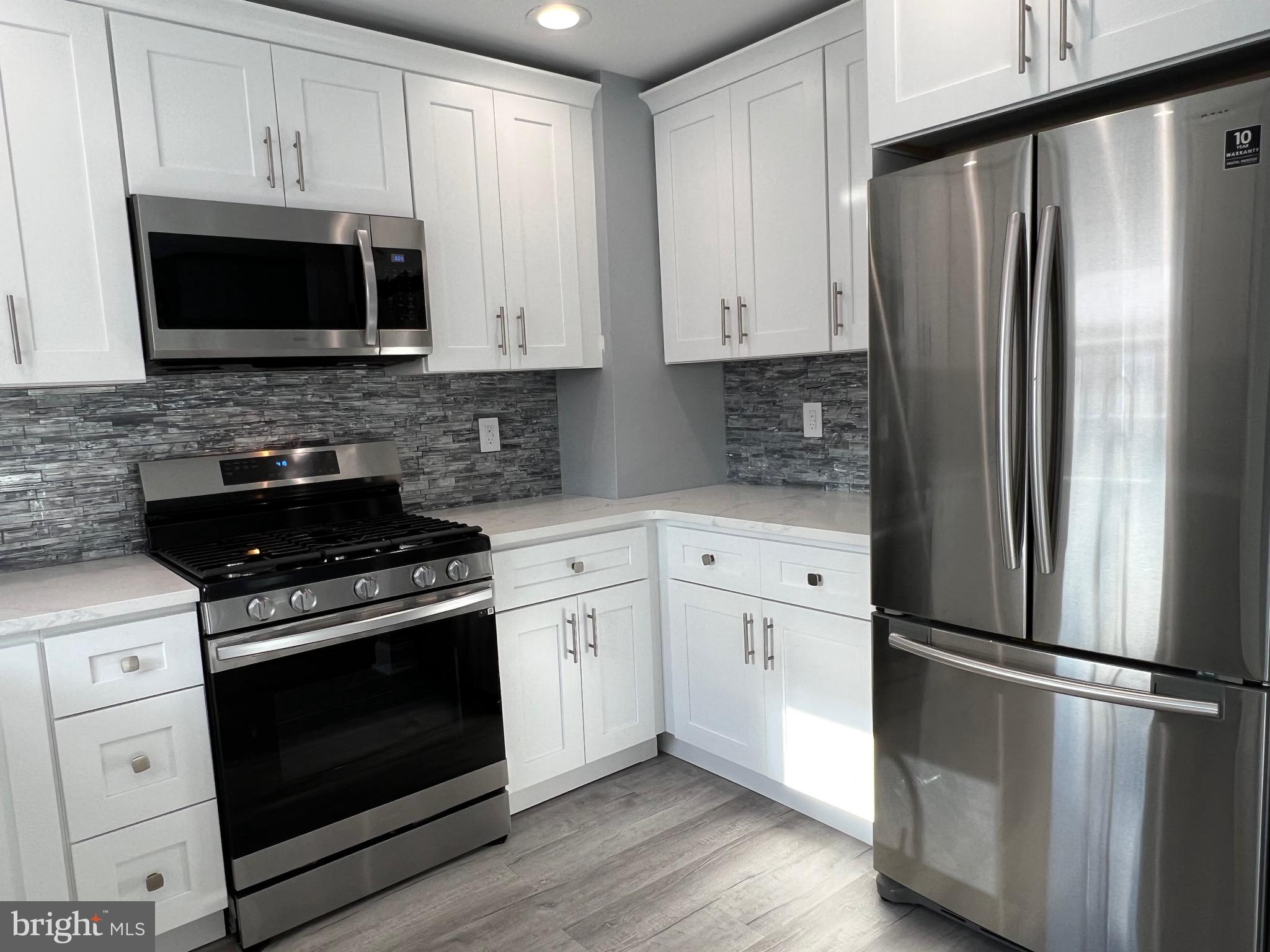 3114 Fairdale Road Philadelphia, PA 19154 - Photo 18 of 34 New kitchen with high end appliances