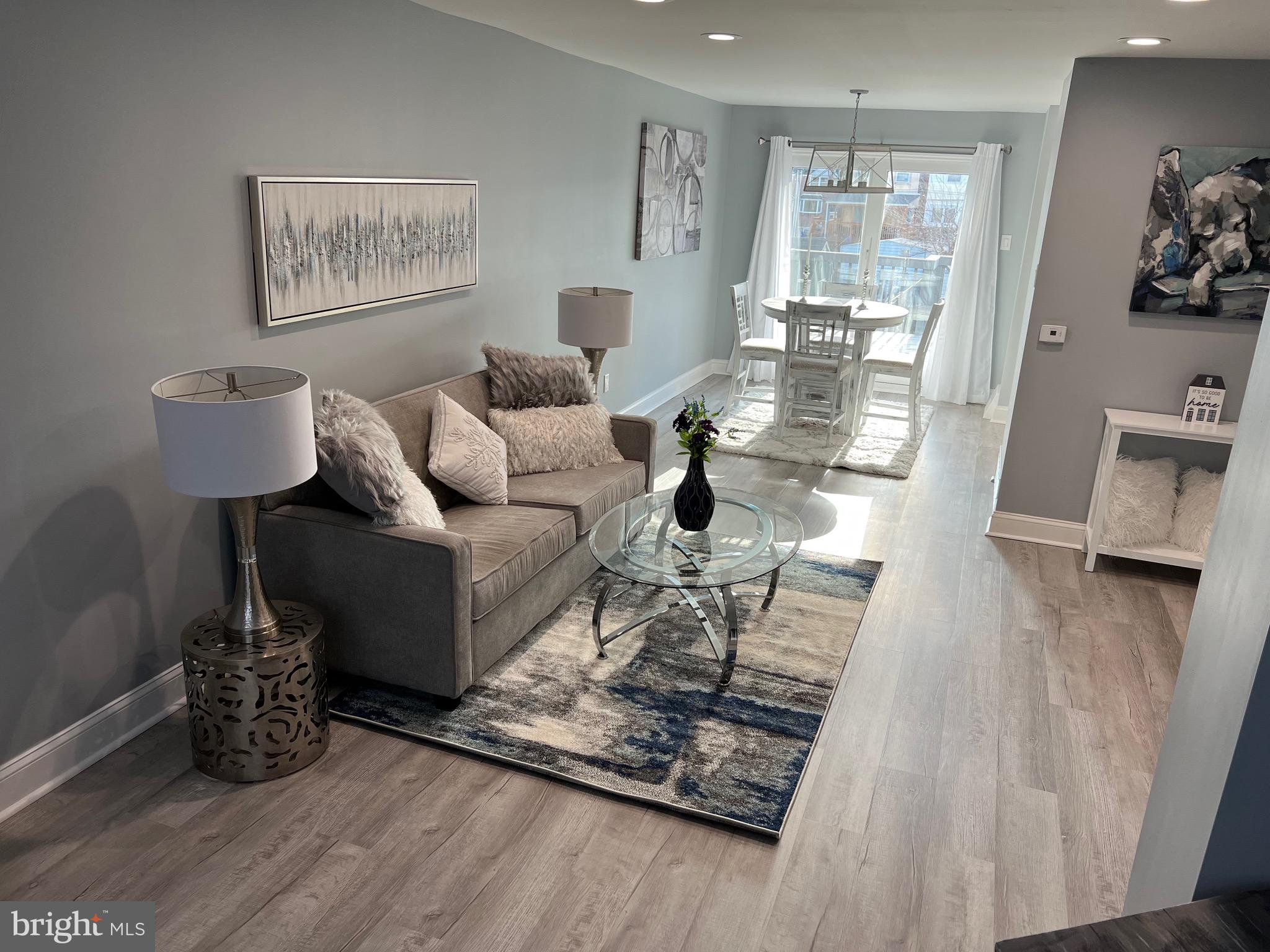 3114 Fairdale Road Philadelphia, PA 19154 - Photo 3 of 34 Gallery Image 3