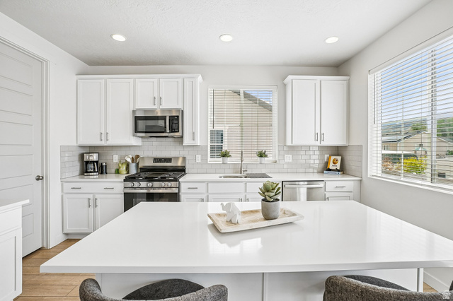 2636 South Sinbad Way Magna, UT 84044 - Photo 19 of 39