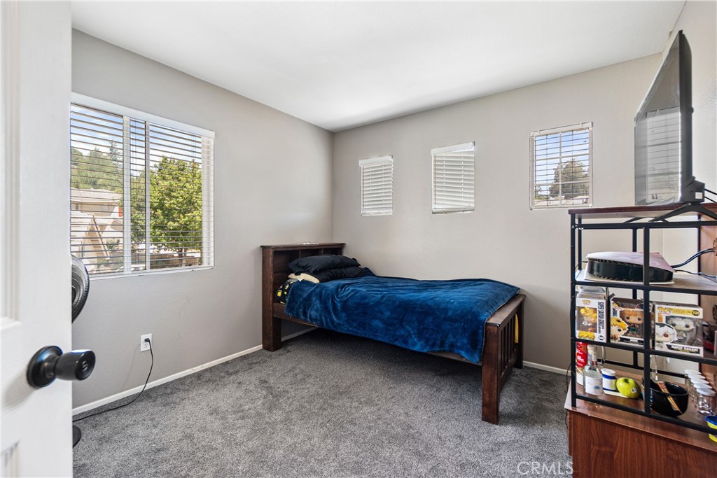 28222 Cascade Road Castaic, CA 91384 - Photo 26 of 42