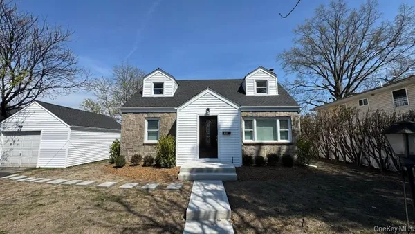 $749,000 | 266 Covert Street, Westbury, NY 11590
