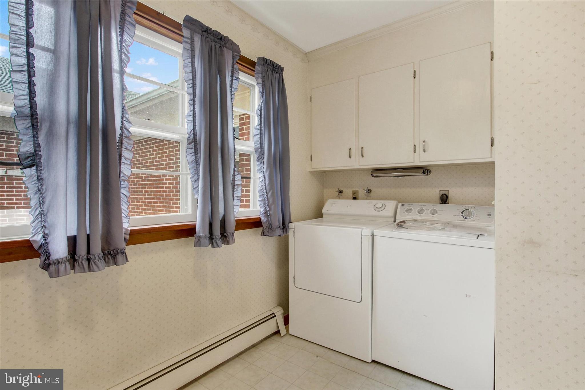 241 Charles Street Hanover, PA 17331 - Photo 16 of 40