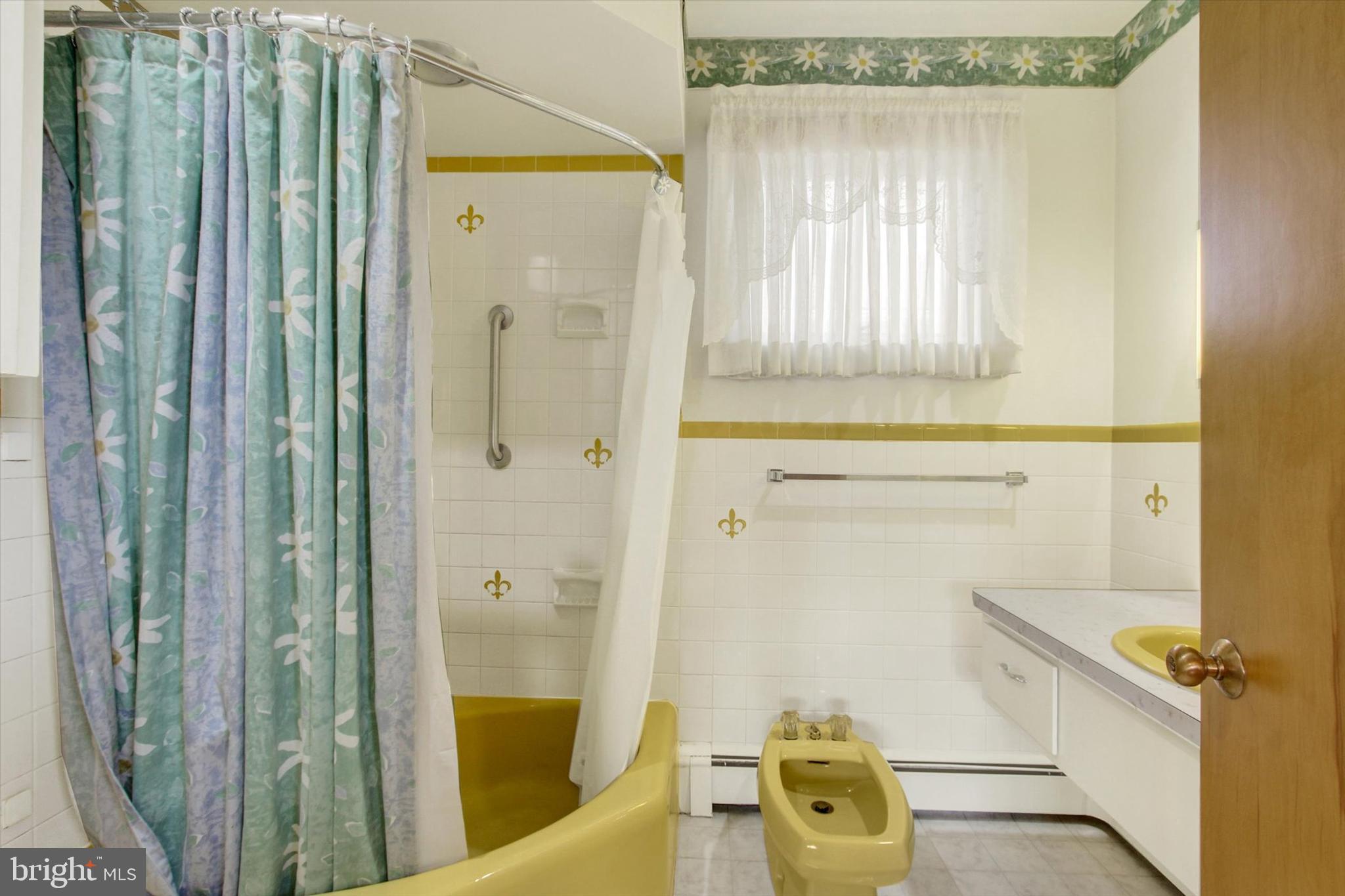 241 Charles Street Hanover, PA 17331 - Photo 20 of 40