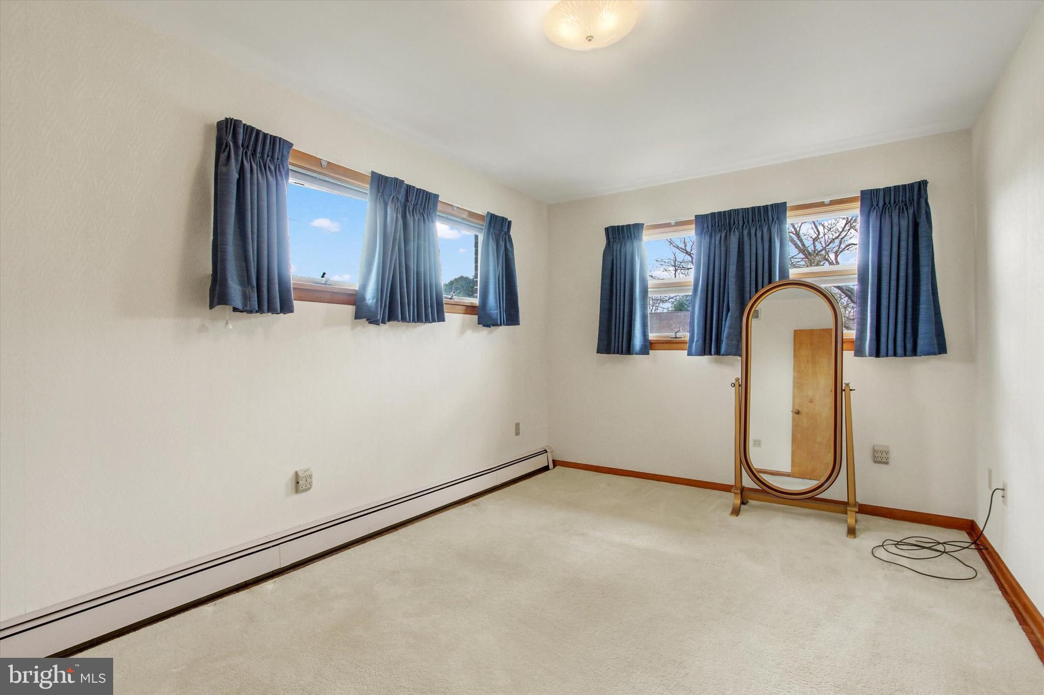 241 Charles Street Hanover, PA 17331 - Photo 22 of 40