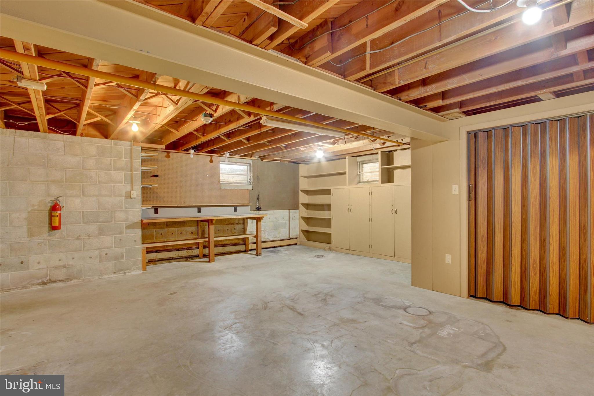 241 Charles Street Hanover, PA 17331 - Photo 32 of 40